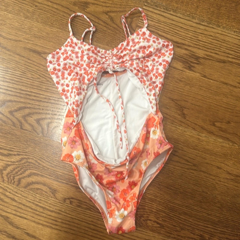 Submarine swim size 12 girls.